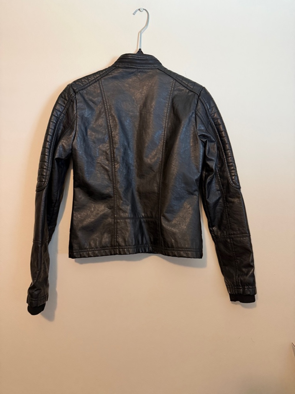 Maralyn & Me Black Faux Leather Jacket size small like new feels real - Picture 4 of 8